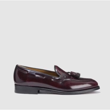 Mocasín Burdeos con Borlas
