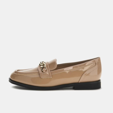 Mocasín nude de Guess