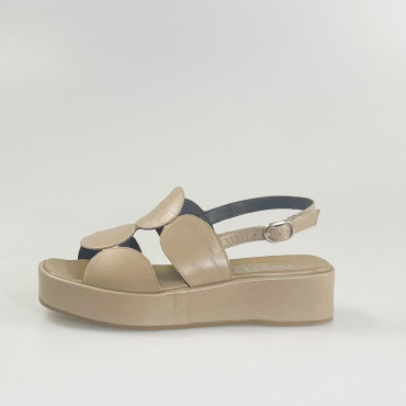 Cuña media en taupe